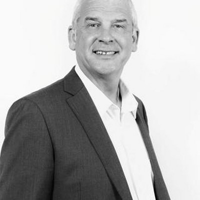Garry Robertson - Real Estate Agent