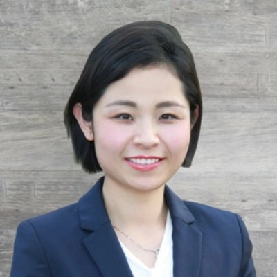 Rebecca Zhang Real Estate Agent