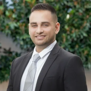 Steven Khawam - Real Estate Agent Steven Khawam - Real Estate Agent
