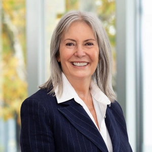 Ruth Roberts - Real Estate Agent