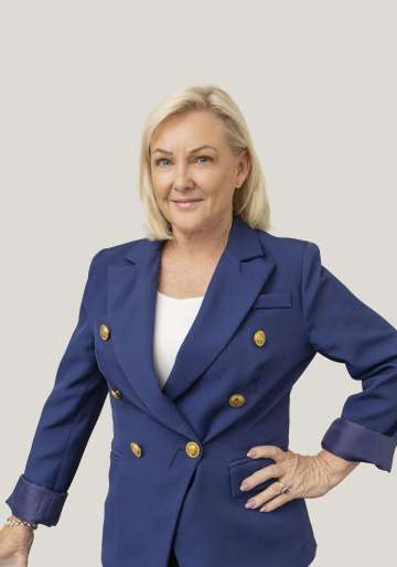 Tracey Mainstone - Real Estate Agent