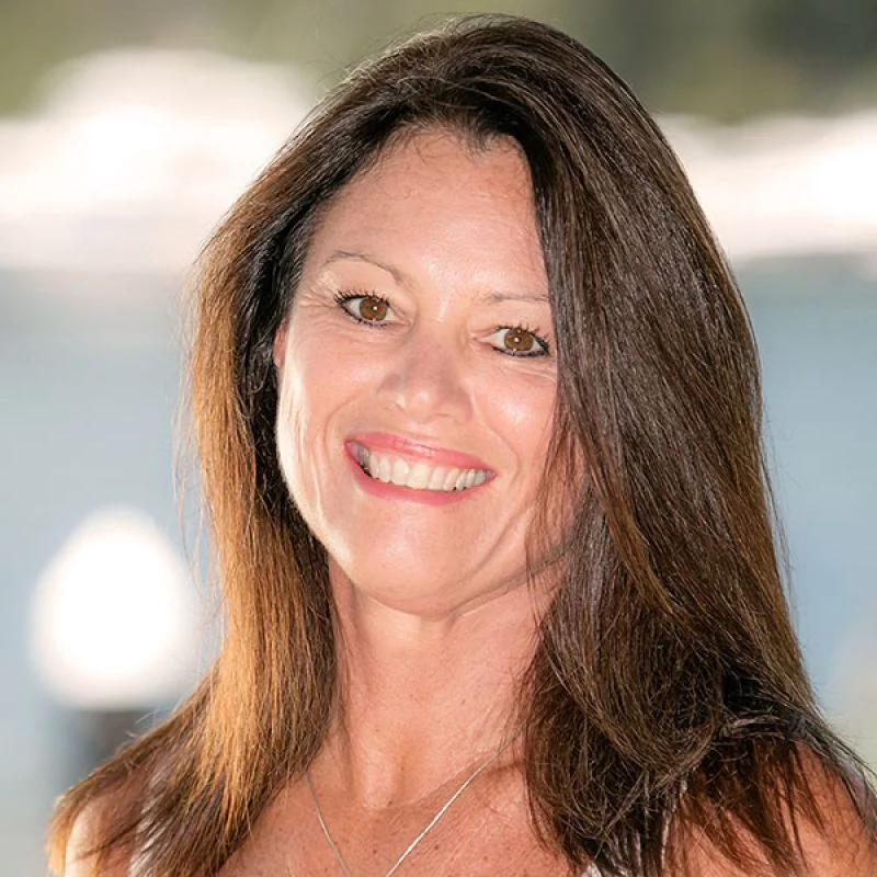 Anne Roche - Real Estate Agent