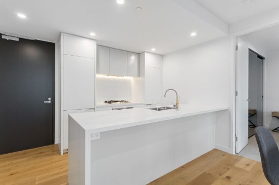 0308/3 Young St, Box Hill, Vic 3128