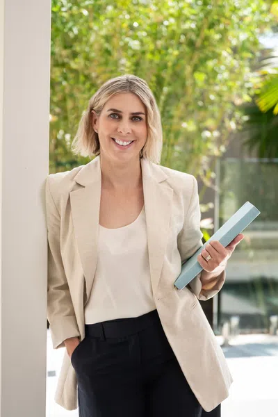 Steph Campbell - Real Estate Agent