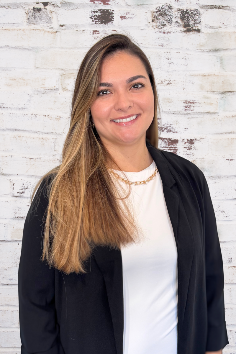 Julia Dantas - Real Estate Agent