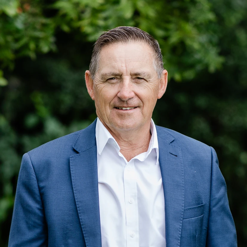 Wayne Hockey - Real Estate Agent