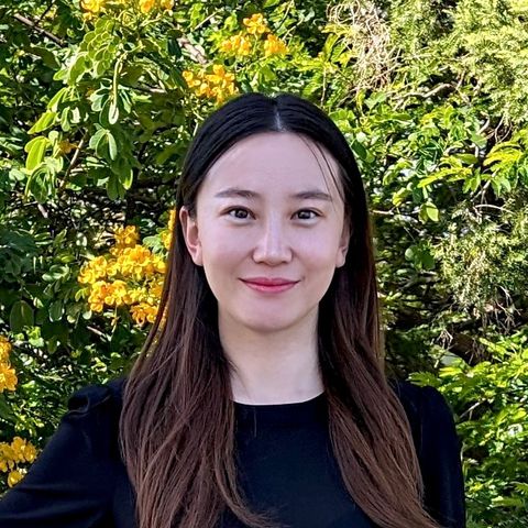 Summer Xia - Real Estate Agent