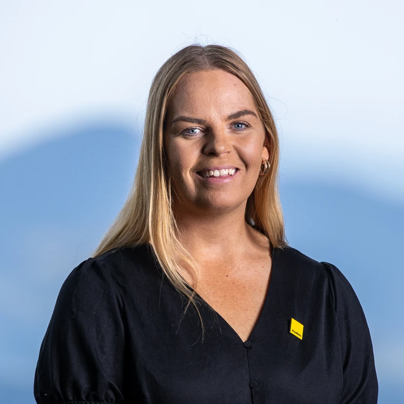 Shannon Budd - Real Estate Agent