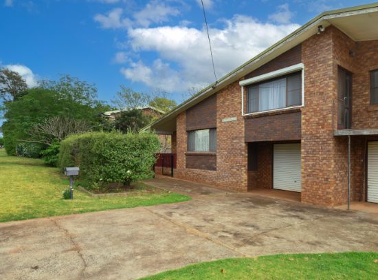 1/1 Gloucester Crescent, Darling Heights, Qld 4350