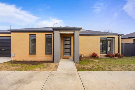 1/108A Beverin Street, Sebastopol, Vic 3356