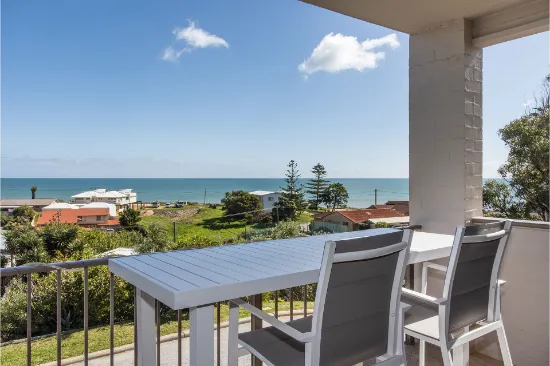 1/13 Sussex Place, Halls Head, WA, 6210