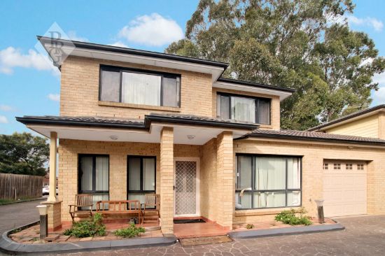 1/15 Hishion Place, Georges Hall, NSW 2198