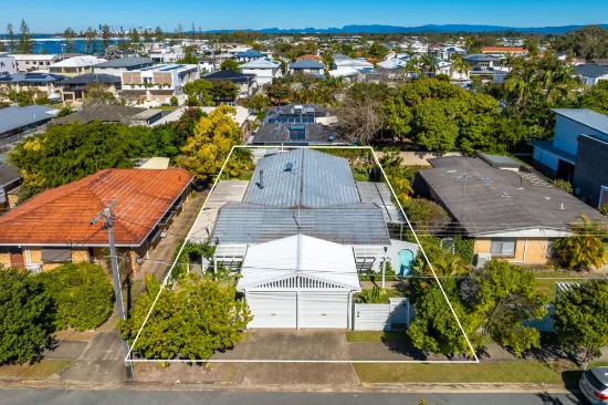 1 & 2/20 Drake Ave, Paradise Point, QLD, 4216