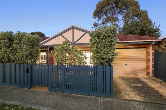 1/2 Flowerdale Rd, Hampton East, VIC, 3188