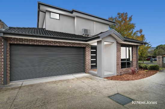 1/2 Kenneth Road, Bayswater, Vic 3153