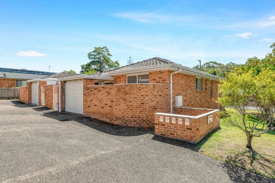 1/4 Harvey Place, North Nowra, NSW 2541