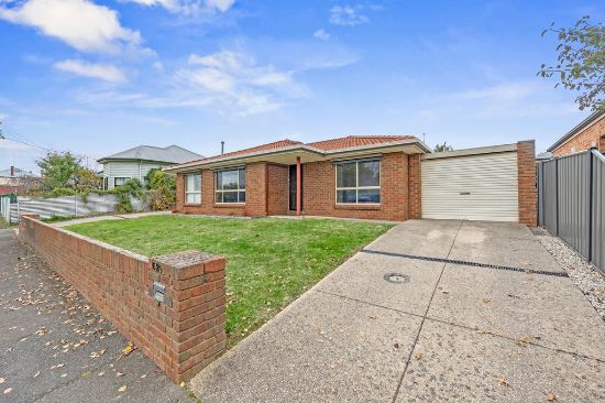 1/620 Doveton Street North, Soldiers Hill, Vic 3350
