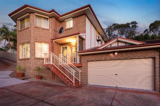 1/736a Henry Lawson Drive, Picnic Point, NSW 2213