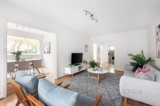1/9 Tiuna Grove, Elwood, VIC, 3184
