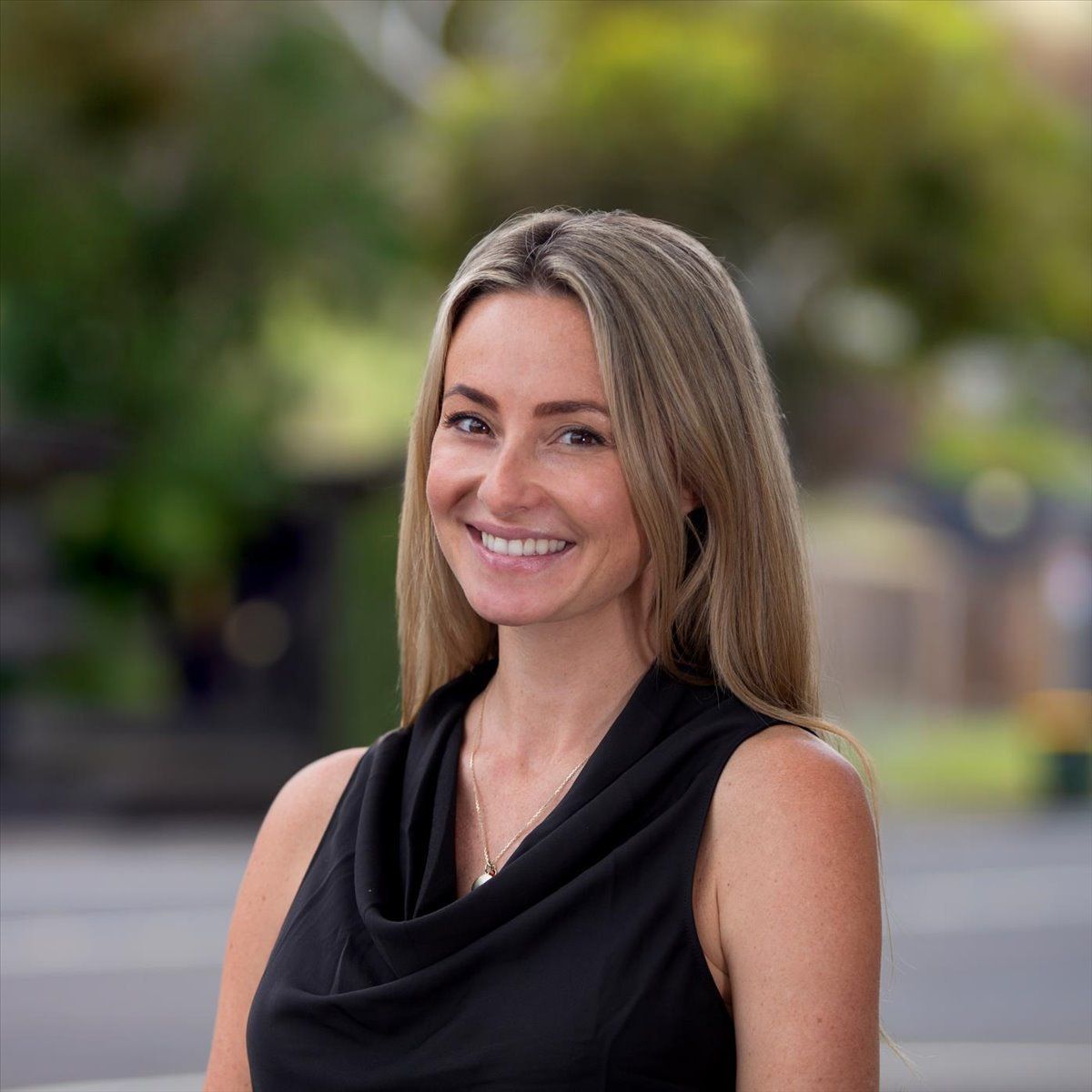 Rhia Hobbs - Real Estate Agent