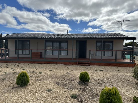 1 Anstey Terrace, Coobowie, SA 5583