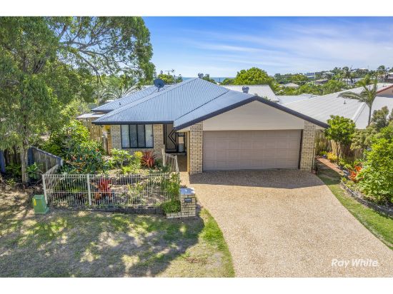 1 Booth Court, Cooee Bay, Qld 4703