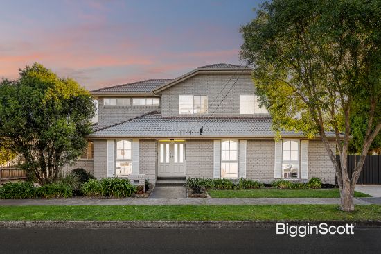 1 Holly Green Drive, Wheelers Hill, Vic 3150