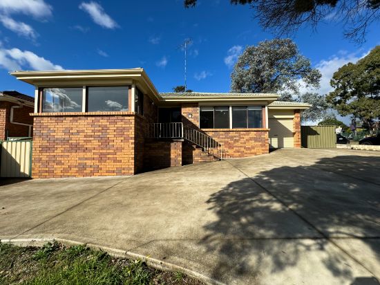 1 Miggs Place, Ambarvale, NSW 2560