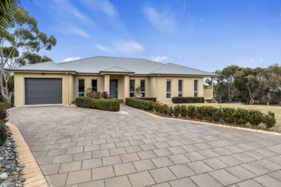 1 Mitchell Heights, Normanville, SA 5204