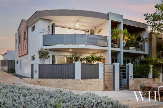 1 Perlinte View, North Coogee, WA, 6163