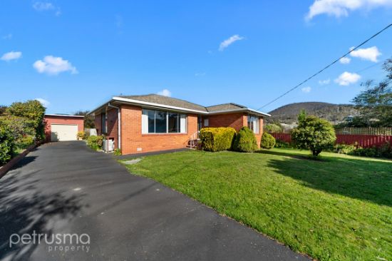 1 Plunkett Street, New Norfolk, Tas 7140