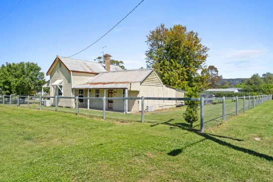 1 Vernon St, Wingen, NSW, 2337