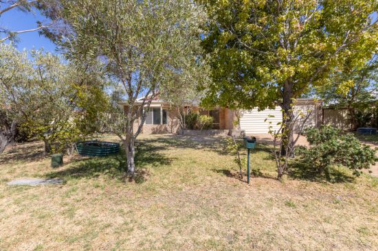 1 Warnt Court, South Guildford, WA 6055