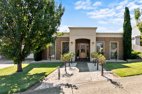 10 Ashley Avenue, Morwell, VIC, 3840