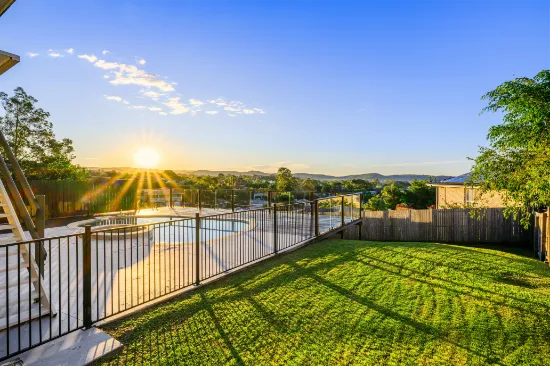10 Convery Cres, Highland Park, QLD, 4211