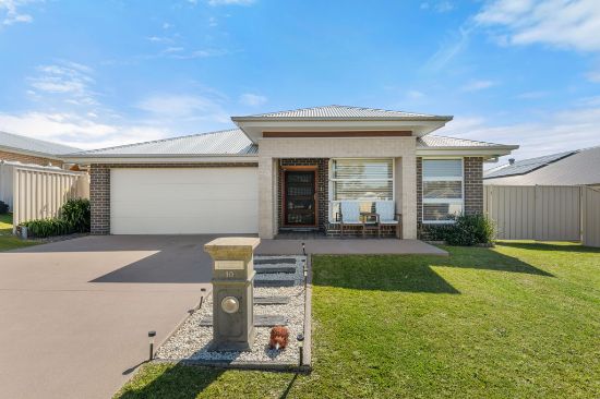 10 Curta Place, South Nowra, NSW 2541