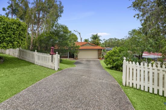 10 Davis Cup Court, Oxenford, Qld 4210