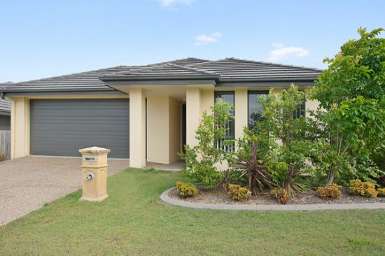 10 Dunes Crescent, North Lakes, Qld 4509