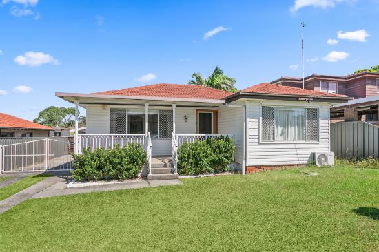 10 Gipps Crescent, Barrack Heights, NSW 2528