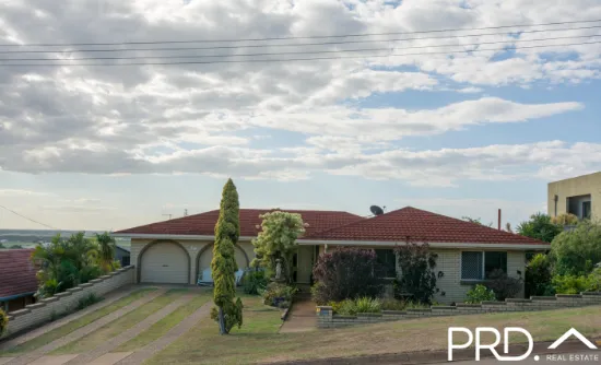 10 Hilltop Avenue, Qunaba, QLD, 4670