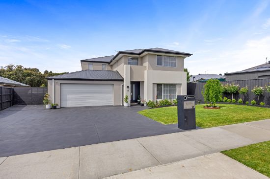 10 Hugo Place, Brown Hill, Vic 3350