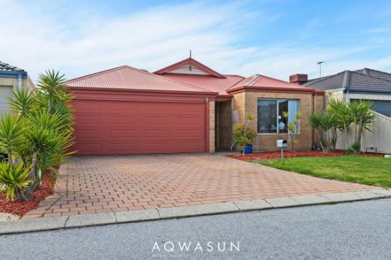 10 Indee Pass, Secret Harbour, WA 6173