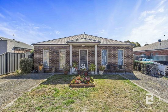 10 Jemacra Place, Mount Clear, Vic 3350