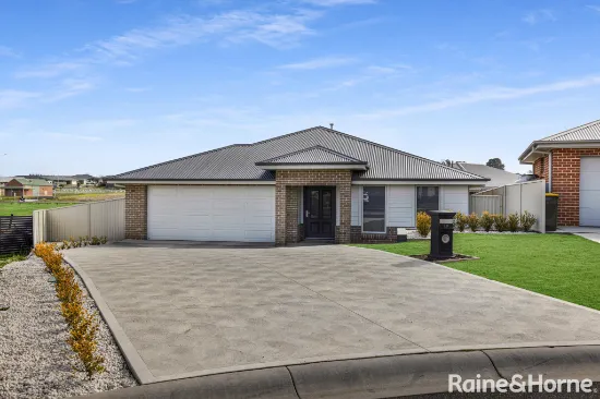 10 Lyon Close, Kelso, NSW, 2795