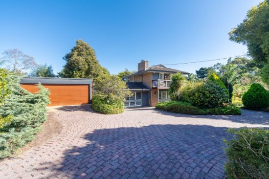 10 McGown Road, Mount Eliza, Vic 3930