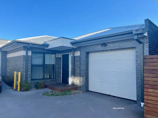 10 Pineios Place, Springvale South, VIC, 3172