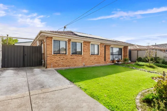 10 Shepherds Grove, Kings Park, VIC, 3021