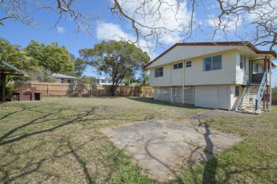 10 Whiting Street, Toolooa, Qld 4680