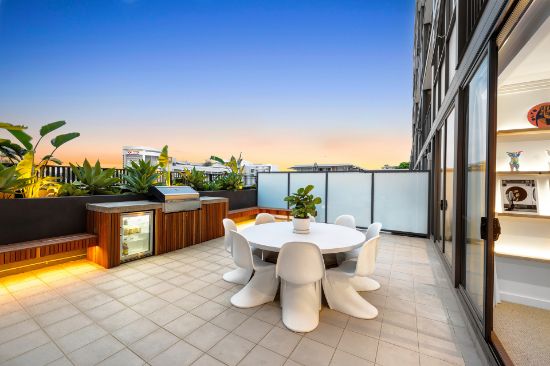102/822 Pittwater Road, Dee Why, NSW 2099