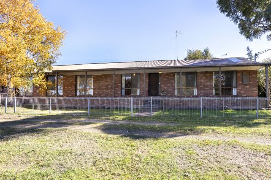 102 Hermitage Avenue, Mount Clear, Vic 3350